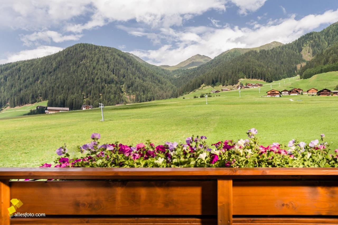 Vitalpina Hotel Magdalenahof Santa Maddalena in Casies Exterior photo